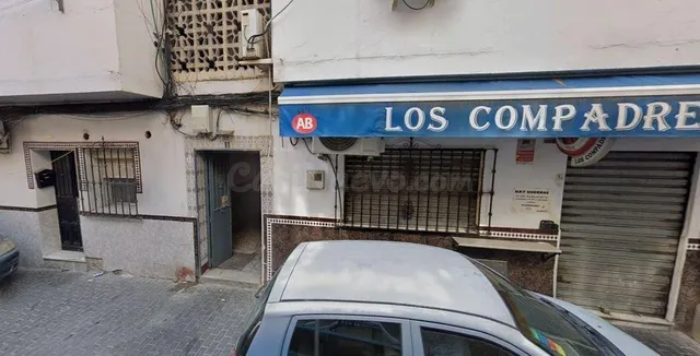 SE VENDE PISO OKUPADO en Calle RICARDO PALMA Nº 80 Sevilla (Sevilla) — 2