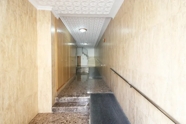 Amplia vivienda de 4 habitaciones en zona cervantes – Alaquàs — 23