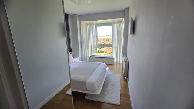 Piso con gran salón de 45 m2, garaje y trastero junto al Parque de Vioño — 21