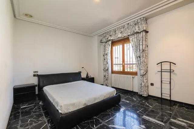 ESPECTACULAR CHALET EN ZONA CIUDAD JARDIN — 6