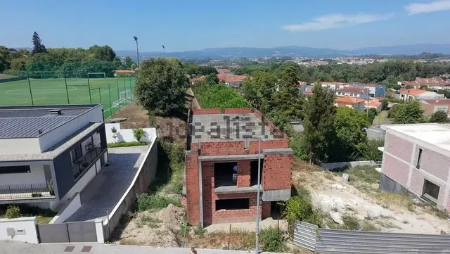 Chalet 4 habitaciones 265m² en venta - Merelim (São Paio) - 