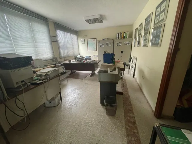 PARCELA EN LAS QUEMADAS CON DOS AMPLIAS NAVES!! — 11