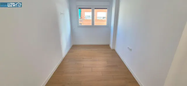 Piso Nuevo a Estrenar con Excelentes Características y Piscina Comunitaria — 16