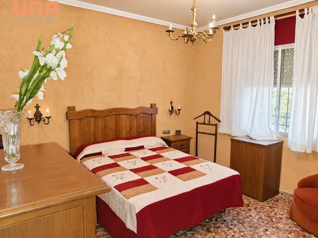 Chalet con parcela Urbana en Santa Maria de Trasierra (pueblo) — 14