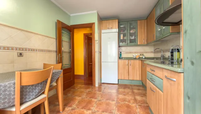 Amplia vivienda de 3 habitaciones en el centro de Irún — 21