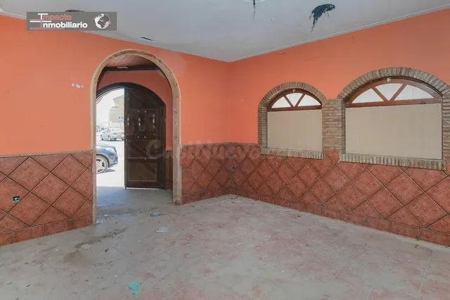 Amplio Local Comercial en Las Norias, El Ejido - Ideal para  - foto 4