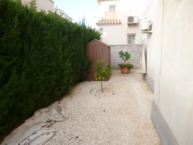 Villa 3 habitaciones 95m² en venta - La Zenia — 25