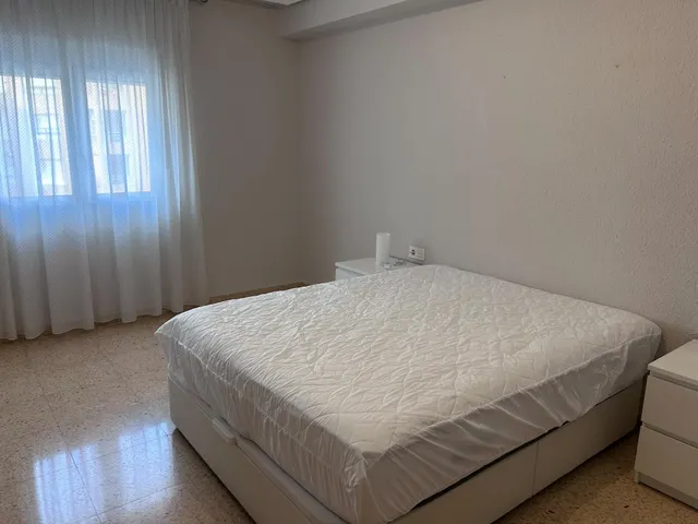 Piso 3 habitaciones 117m² en alquiler - La Raiosa — 29