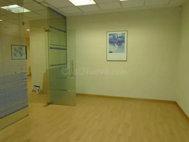 Venta de Local Comercial en San Sebastian de los Reyes, Madr - foto 4