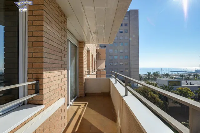 DUPLEX CON VISTA AL MAR — 3