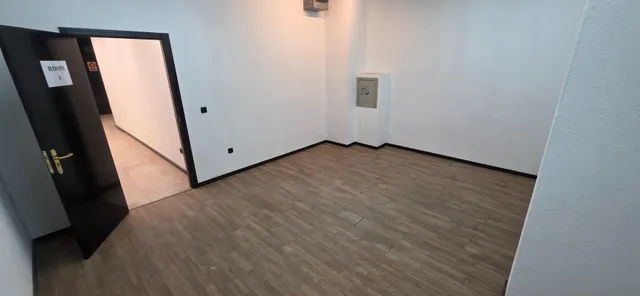 LOCAL COMERCIAL ACONDICIONADO DE 350 METROS EN PLENA — 2