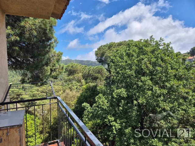 Casa unifamiliar con jardín y gran potencial en Vallvidrera — 10