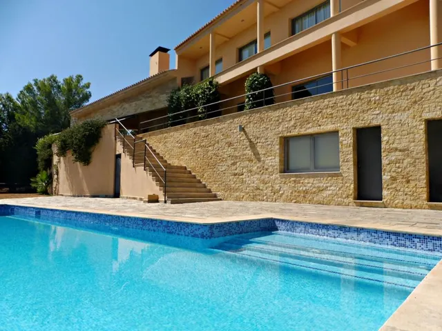Chalet con vistas despejadas al mar en la mejor Urb. de Málaga — 2