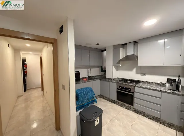 Piso de 3 habitaciones con amplia terraza, parking y ascensor en Vinaròs ! — 10
