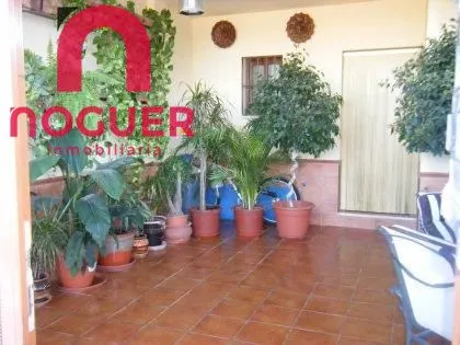 CASA EN LA VICTORIA DE DOS PLANTAS — 10
