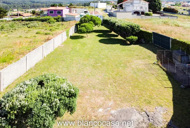 ¡FIN de SEMANA a tan SOLO 700 METROS de la PLAYA de SEIRUGA-MALPICA DE BERGANTIÑOS ! PRECIO NO NEGOCIABLE . — 12
