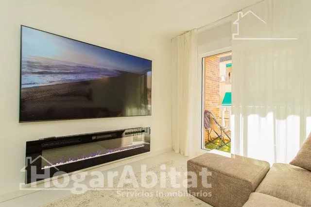 ¡CERCA DE LA PLAYA! PRECIOSO, REFORMADO CON PISCINA, TERRAZA Y GARAJE — 38