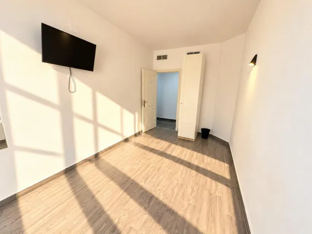Exclusiva oficina de 153 m2 en pleno centro histórico de málaga, junto a la Catedral — 41