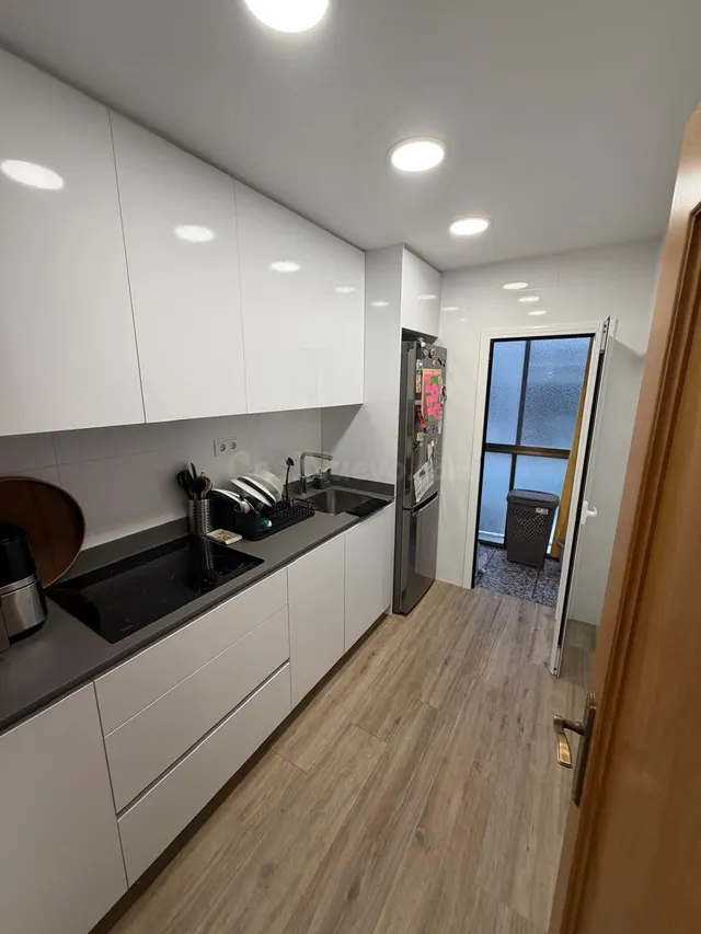 BONITO PISO EN VENTA PARA ENTRAR A VIVIR EN SANT JOAN DESPI - foto 3