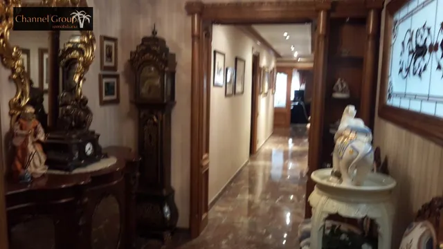 SE VENDE CASA SEÑORIAL UBICADA EN PLENO CENTRO CON EXCELENTES VISTAS — 7