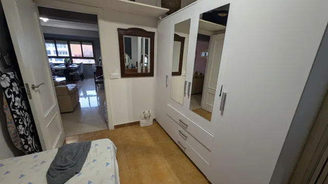 Espacioso piso con balcón y ascensor en Calle Manacor — 29