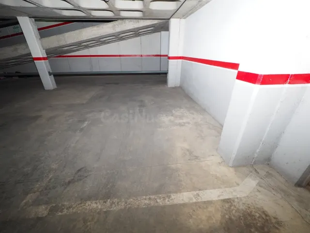SE VENDE PLAZA DE PARKING DE 10M2 EN TERRASSA, ZONA TORRENT  - foto 3