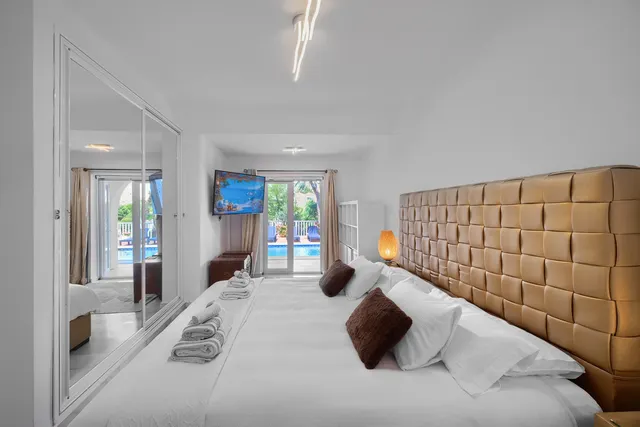 Chalet 4 habitaciones 220m² en venta - Riviera del sol — 14
