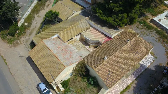 FINCA DE MAS DE 23.000 M2 Y 1.043 M2 DE SUELO URBANO — 4