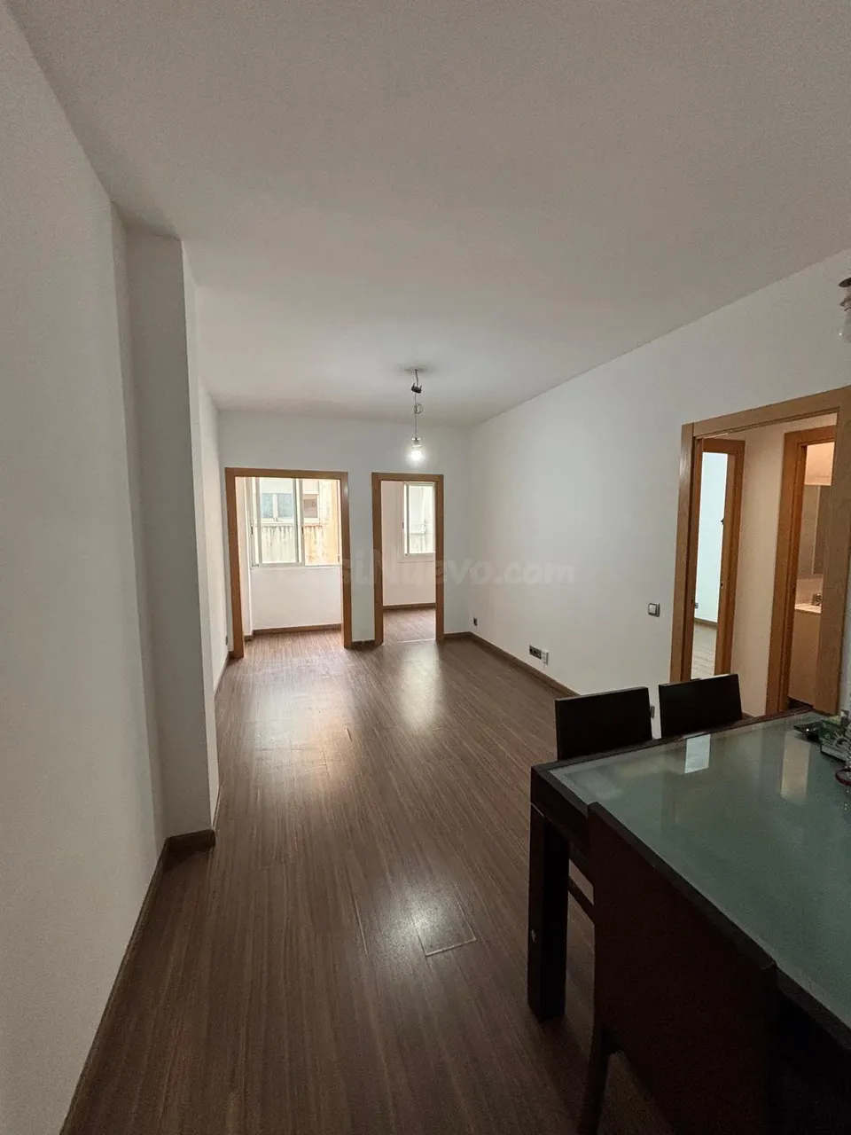 Piso Semireformado en El Raval, Barcelona por €295,000