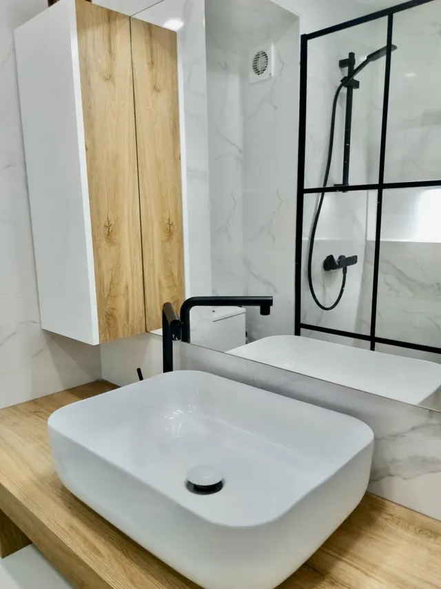 Piso reformado de 1 dormitorio en el edificio playmon f, con piscina y vistas despejadas en Benidorm — 21