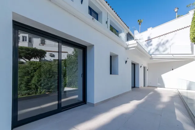 Chalet 4 habitaciones 230m² en venta - Marbella — 10