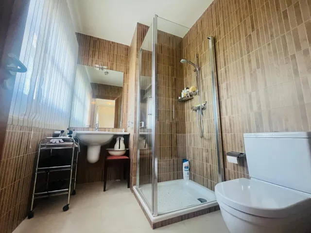 Villa 4 habitaciones 360m² en venta - Jerónimo Y Avileses — 33