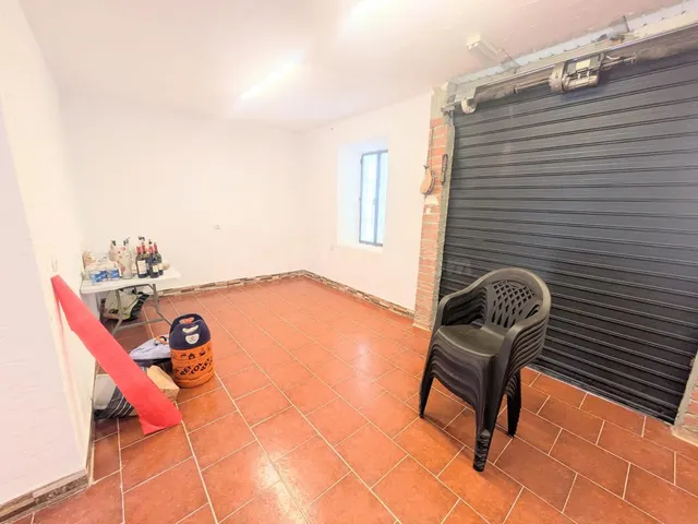 Local comercial 2 habitaciones 104m² en alquiler - Centro — 2