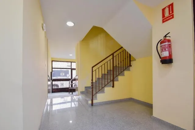 Piso con garaje en Láchar — 22