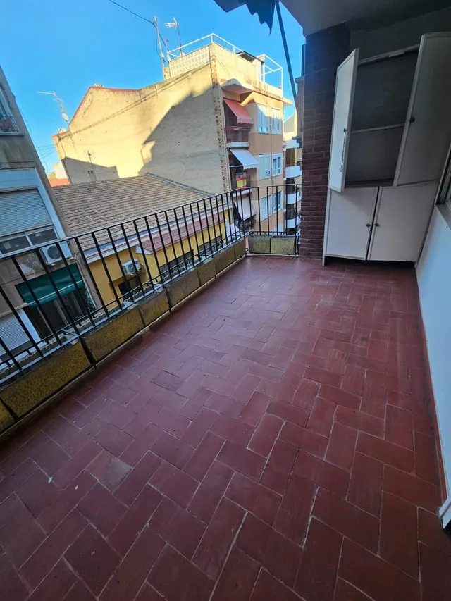 SE ALQUILA VIVIENDA EN EL CORAZÓN DE ALICANTE — 8