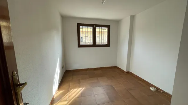 Cómodo chalet independiente en Becerril de la Sierra — 35