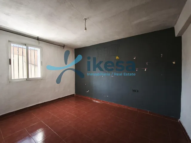 Moderno Adosado en Iznalloz - Ideal para Familias — 11