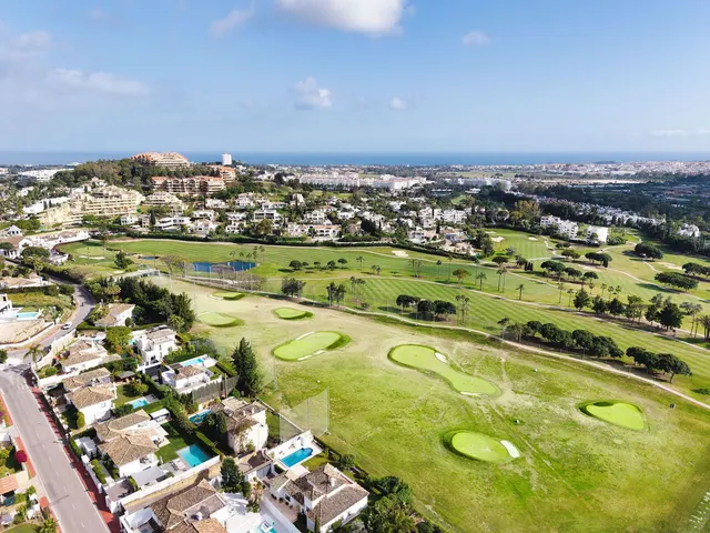 Chalet 5 habitaciones 306m² en venta - Marbella — 40