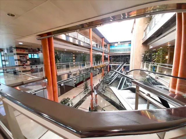 Local comercial 189m² en venta - Oviedo - foto 4