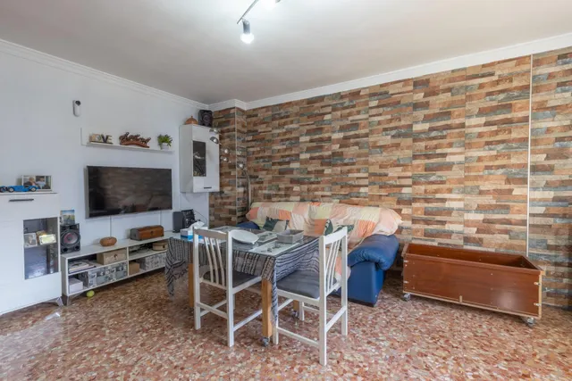 PRECIOSO ADOSADO CON PATIO, TERRAZA, COCHERA Y ESTUFA DE LEÑA EN LAS GABIAS (GRANADA) — 5