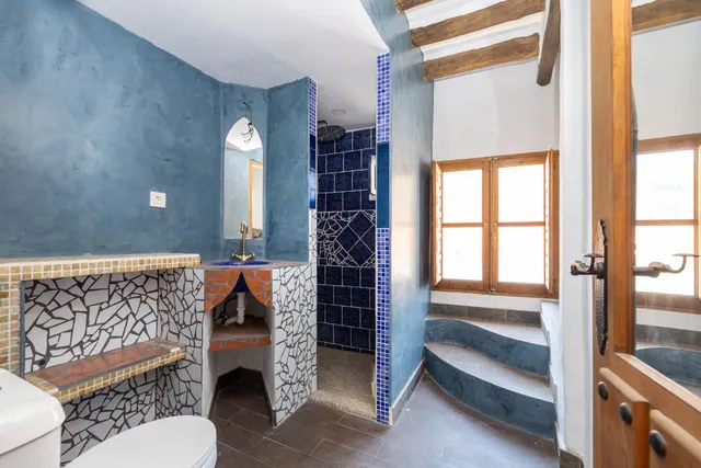¡Oportunidad Única! Terraza con Vistas Espectaculares por solo €80,000! — 24