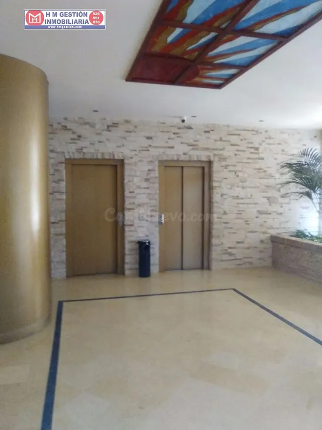 PISO DE 2 DORMITORIOS Y UN BAÑO, CON TERRAZA, ARMARIOS EMPOT - foto 3