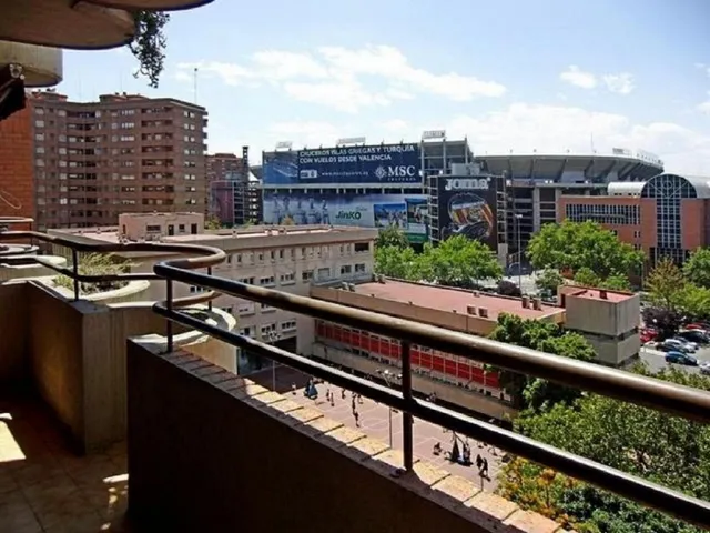 Piso en Alquiler en Valencia Valencia MESTALLA - foto 3