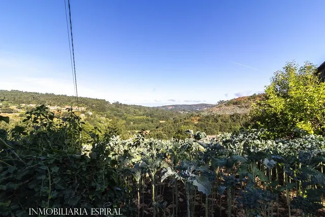 Casa para reconstruir en Cotobade: Tu refugio rural soñado ✨ - foto 5