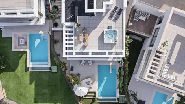 Villa 6 habitaciones 352m² en alquiler - Costa Del Sol - foto 5