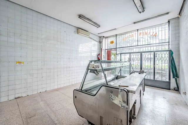 Local comercial 52m² en venta - Comillas - foto 4