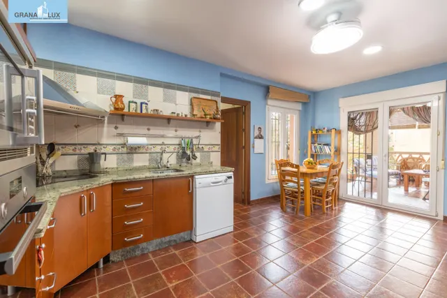 Exclusiva vivienda con piscina en Viñas del Rey — 14