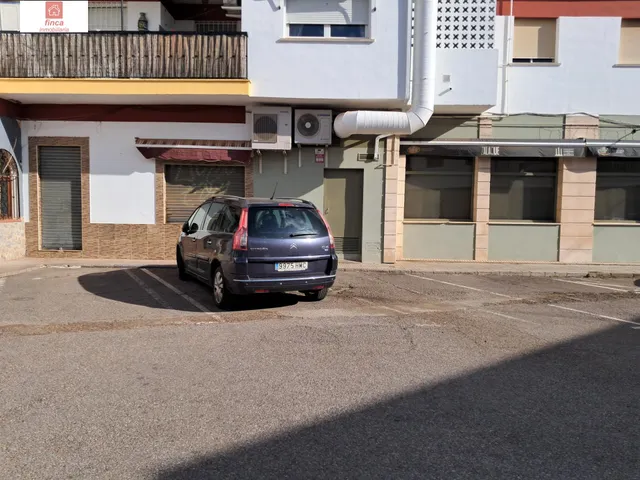 Local comercial 173m² en alquiler - LAS CUMBRES — 11