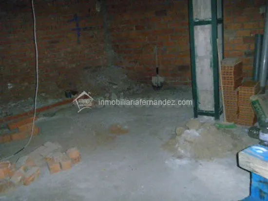 Local comercial 80m² en alquiler - COLON — 4