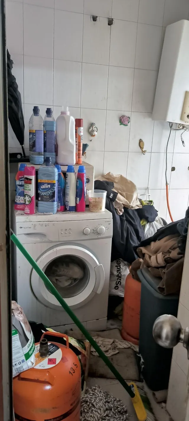 Amplio piso con terraza, cochera y trastero en Miralbaida (en urbanización ajardinada) — 24